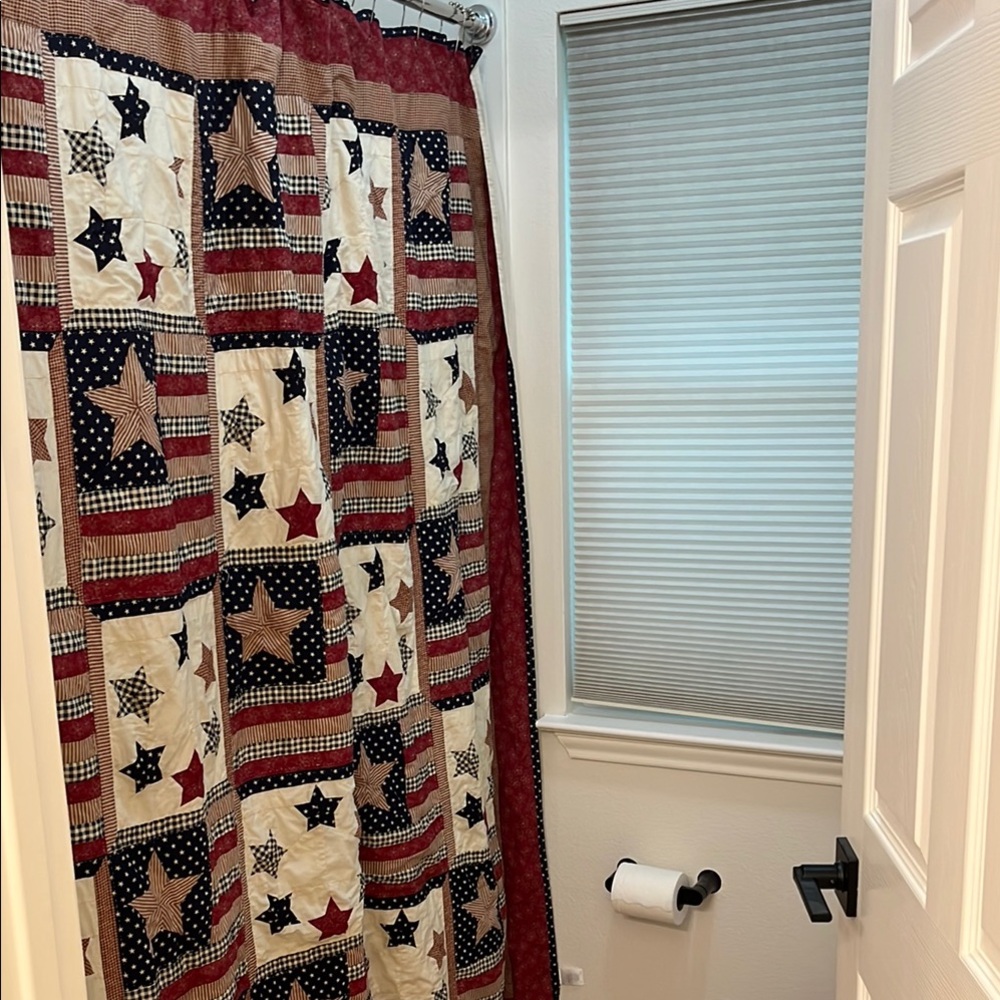 Star Pattern Shower Curtain